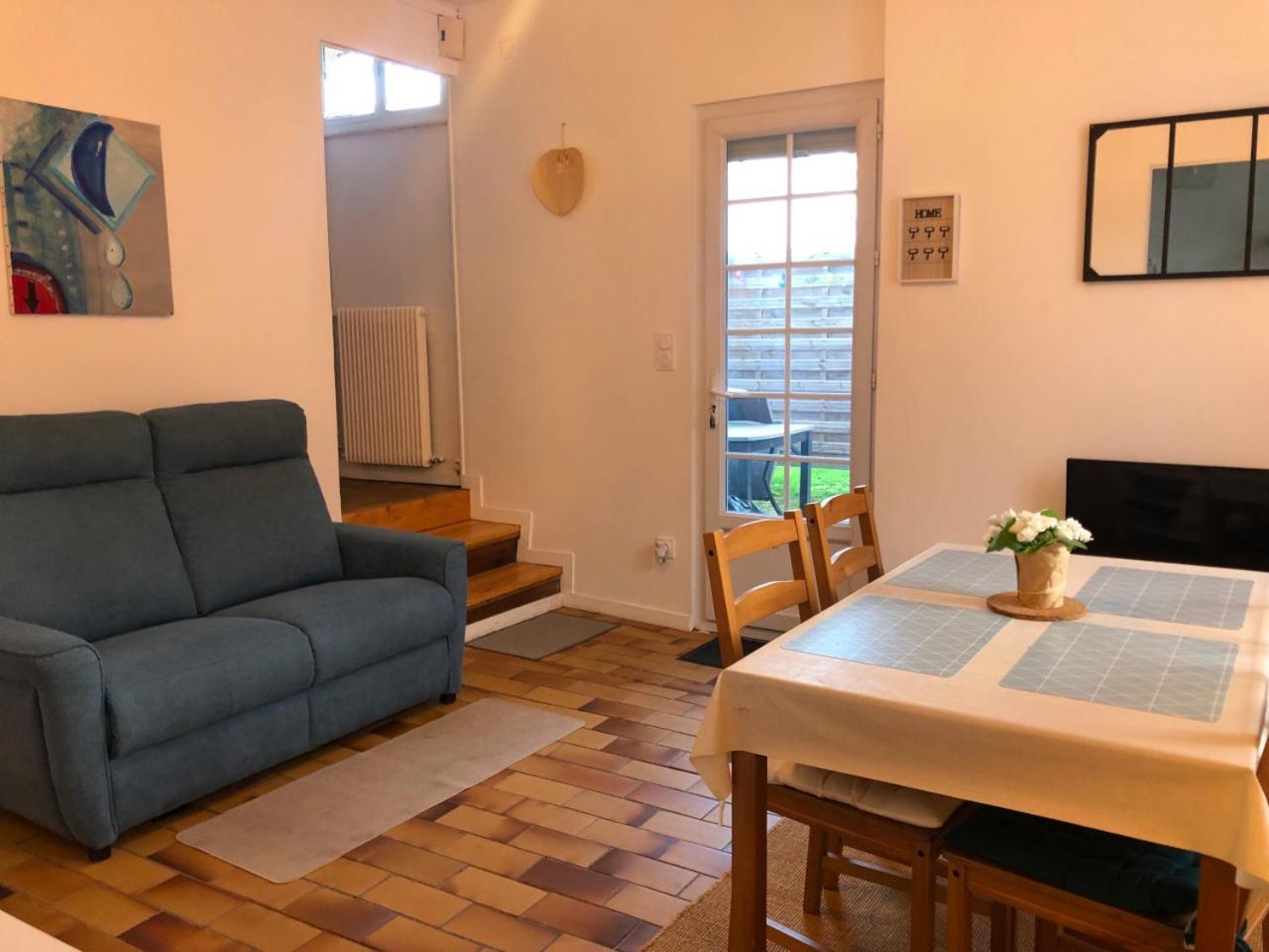 Petite Maison Avec Terrasse Jurançon Eksteriør bilde